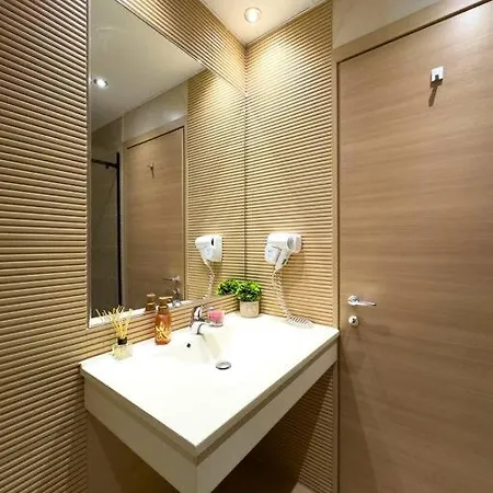 Luxury 2 Bedroom Bucharest