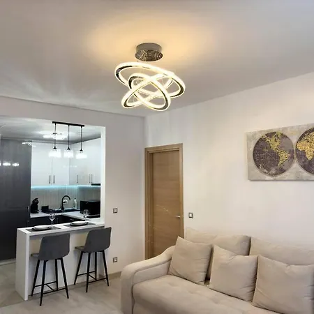 Apartment Luxury 2 Bedroom Bucharest