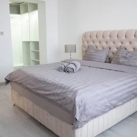 Luxury 2 Bedroom * Bucharest