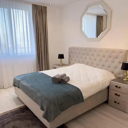 Luxury 2 Bedroom Apartment